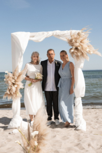 Linda Seifried - Hochzeitsagentur- SchlipsundSchleier
